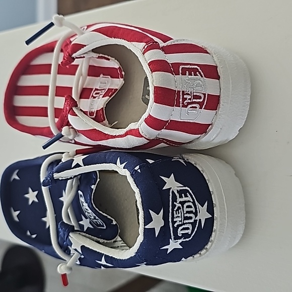 Hey Dude Toddler shoes - Picture 3 of 4